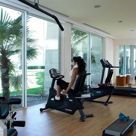 Rodos Palladium Leisure&Wellness Kallithéa Esterno foto The gym at the hotel