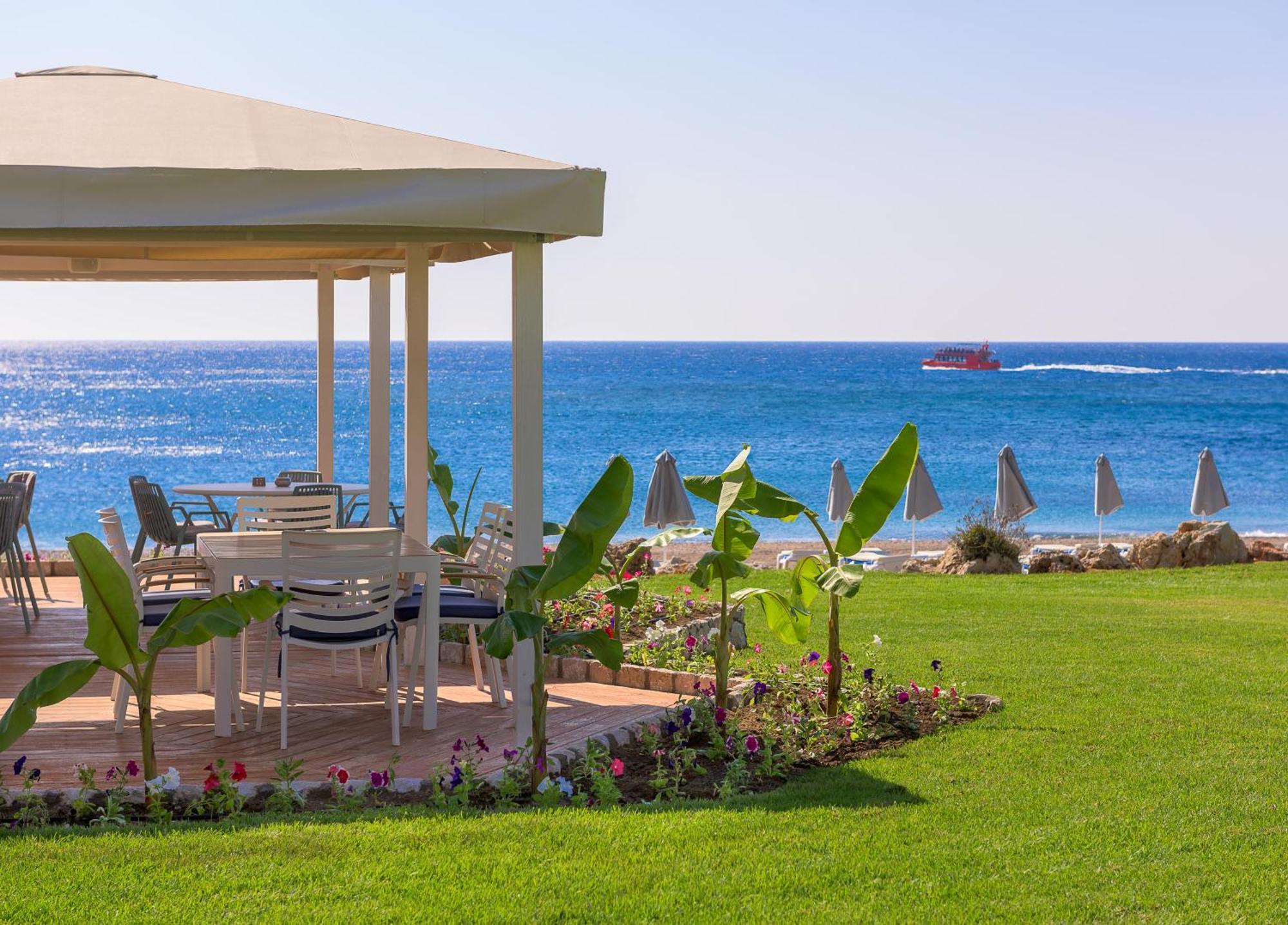 Rodos Palladium Leisure&Wellness Kallithéa Esterno foto Beach at the Grand Resort