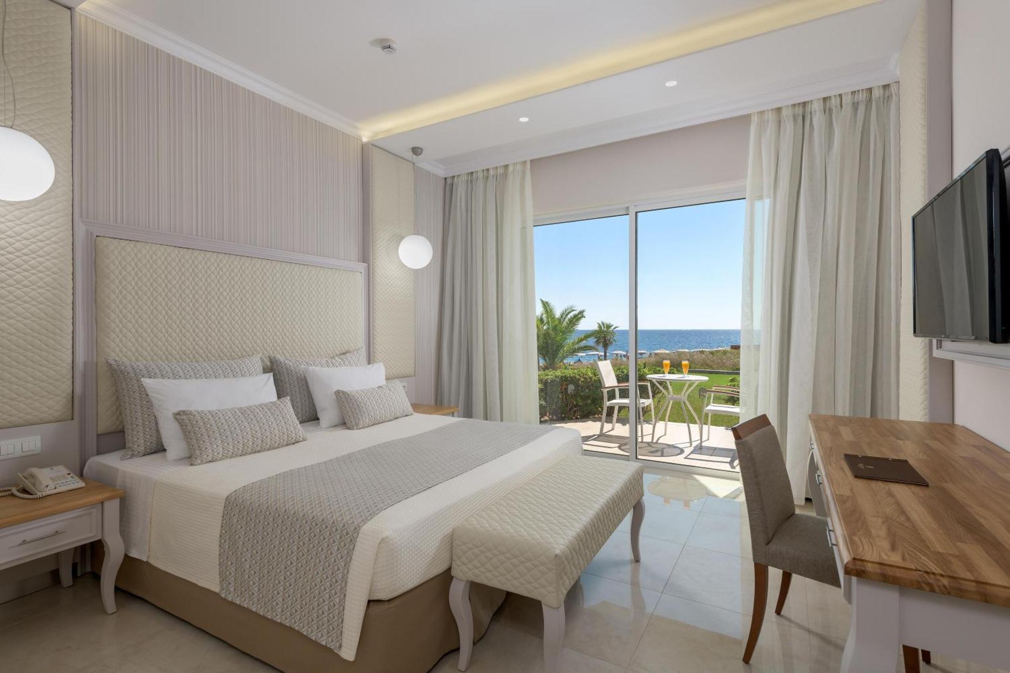 Rodos Palladium Leisure&Wellness Kallithéa Esterno foto A room at the hotel