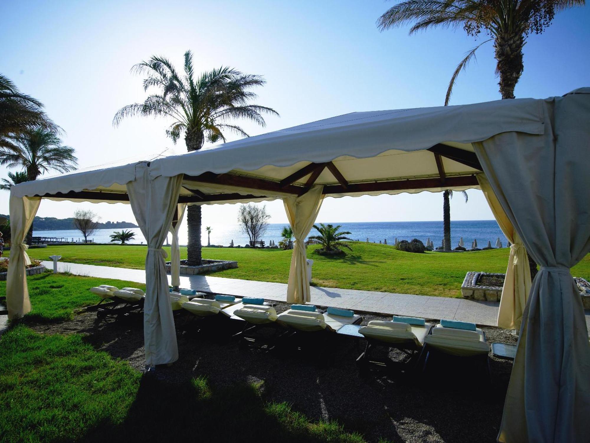 Rodos Palladium Leisure&Wellness Kallithéa Esterno foto Pergola