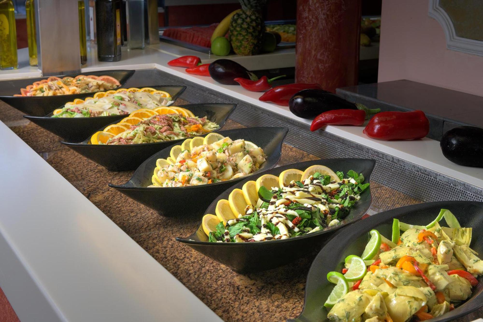 Rodos Palladium Leisure&Wellness Kallithéa Esterno foto A salad bar
